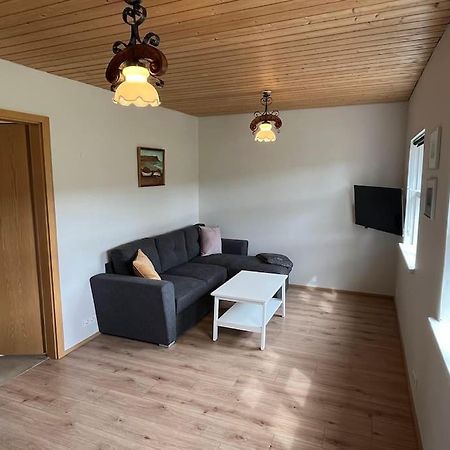 Black Valley Apartment Thoroddsstathir Экстерьер фото