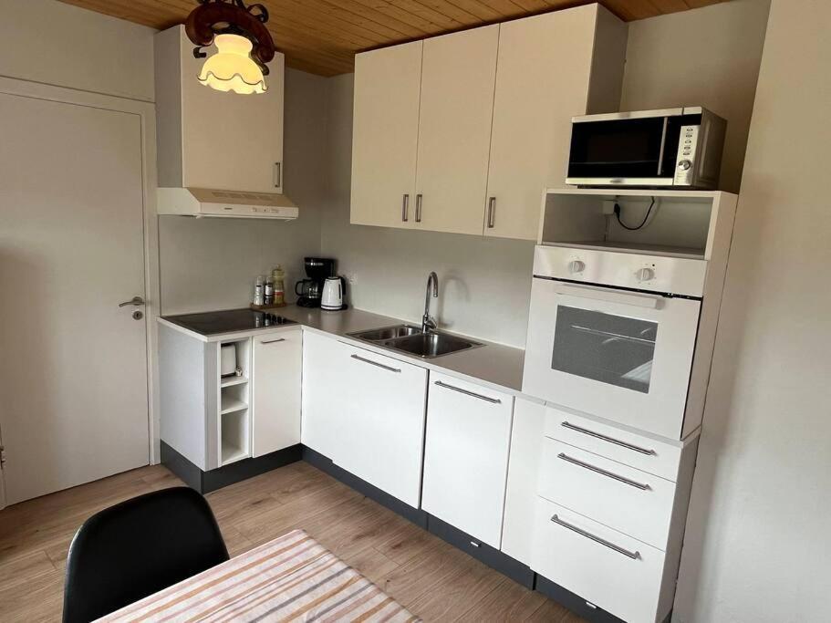 Black Valley Apartment Thoroddsstathir Экстерьер фото