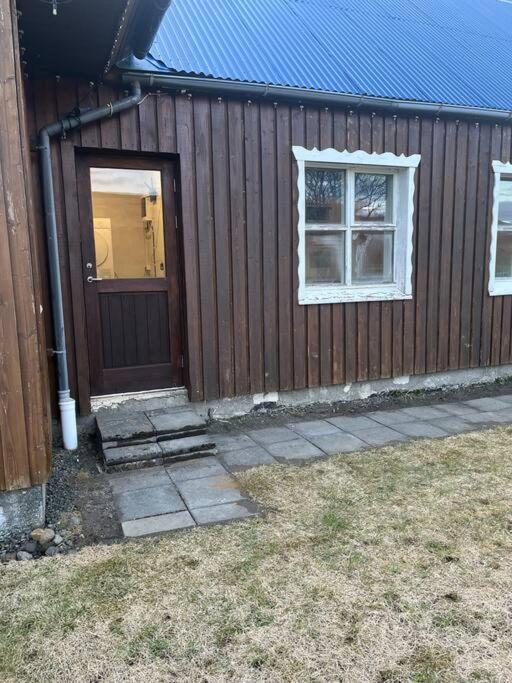 Black Valley Apartment Thoroddsstathir Экстерьер фото