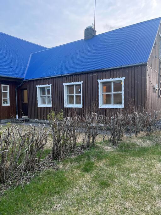 Black Valley Apartment Thoroddsstathir Экстерьер фото